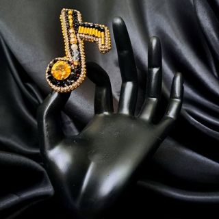 @miroslavaneduchalova je žena s otevřeným srdcem, která miluje cestování, objevování cizích zemí, folklor, kroje a...