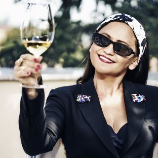 Tohle nebude jen výstava – tohle bude zážitek! 💫 Výjimečná výstava dvou osobností české a světové fotografie – Jany...